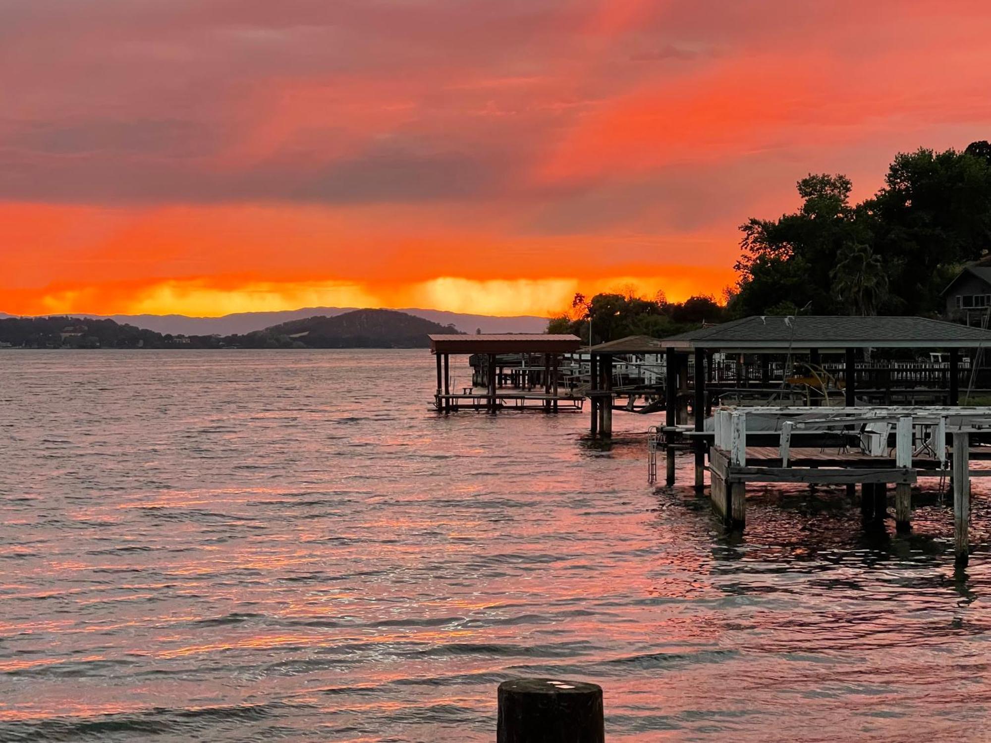 Omeo Clearlake Oaks Glenhaven Exteriör bild